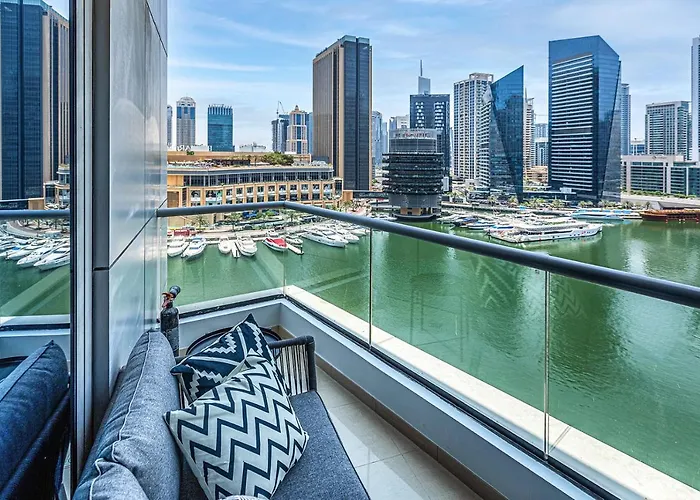 Bay Central, Dubai Marina